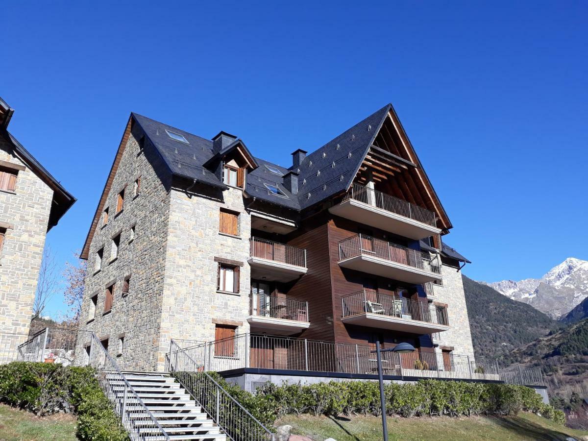 Excelsior. Espectacular Y Exclusivo Apartamento En Sallent De Gallego. エクステリア 写真