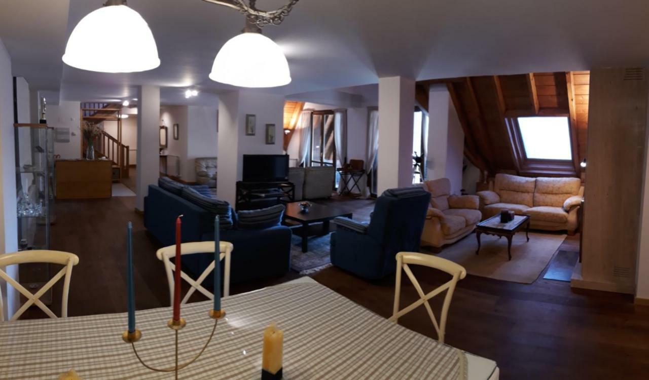 Excelsior. Espectacular Y Exclusivo Apartamento En Sallent De Gallego. エクステリア 写真